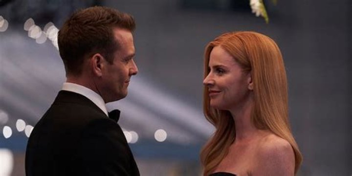 Are donna and harvey together?