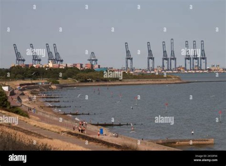Are harwich beaches open?