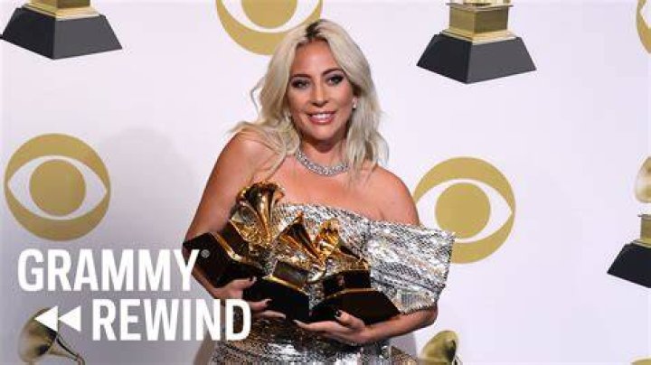 Did shallow win a grammy?