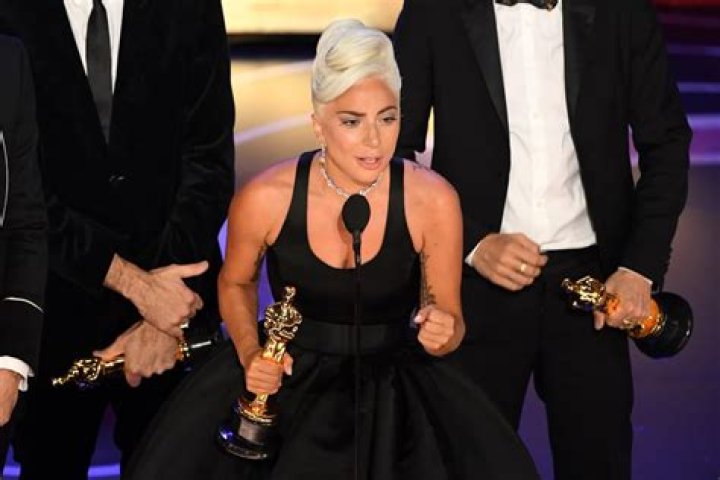 Did shallow win best song?