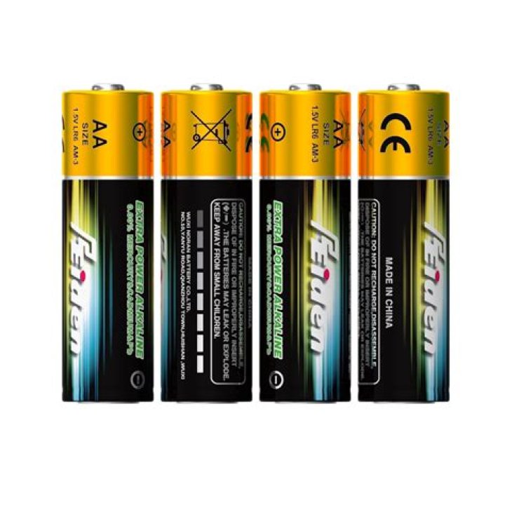 Do alkaline batteries last longer?