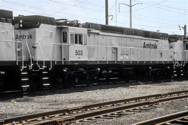 Do modern trains have wheels?