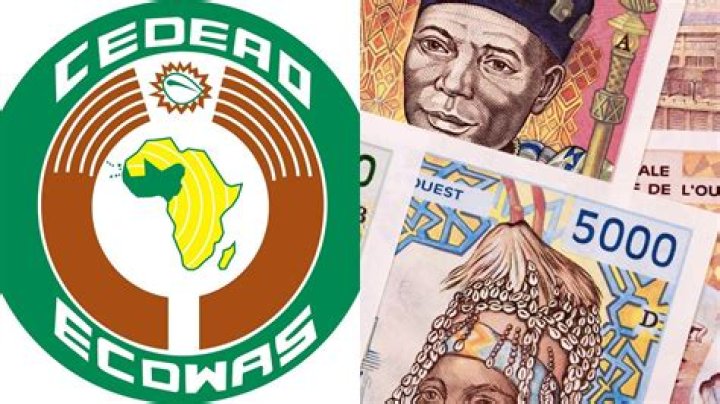 Does ecowas have a common currency?