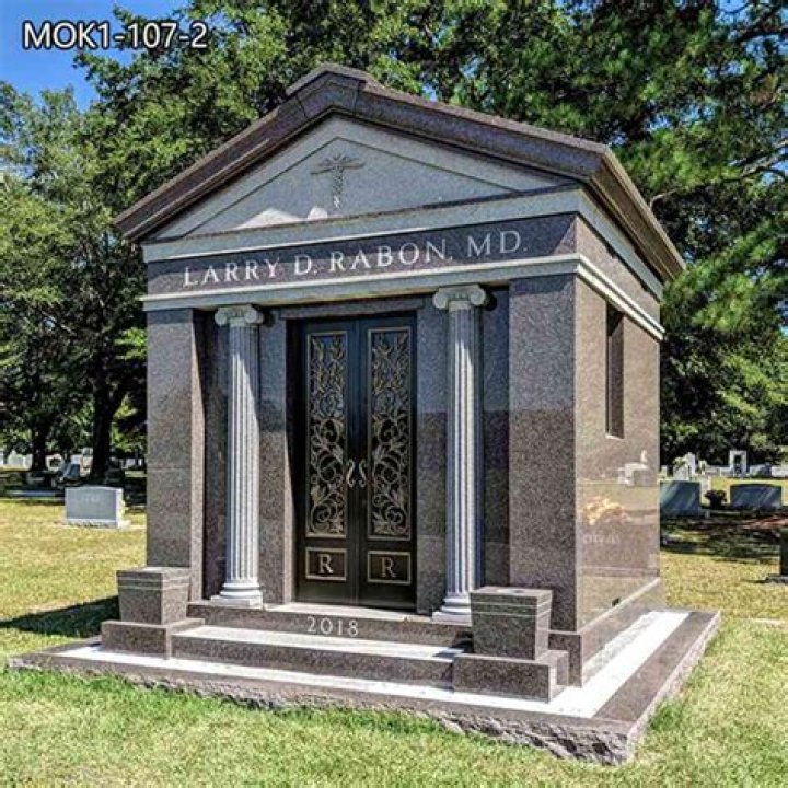 How much is a mausoleum for ashes?