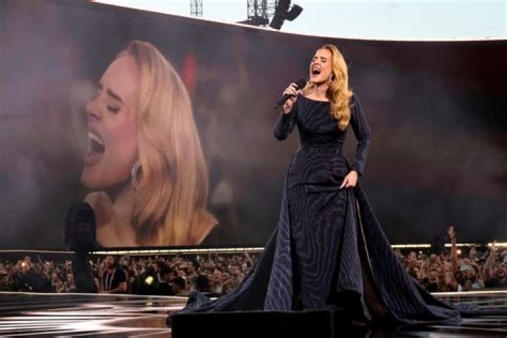Is adele an alto or soprano?