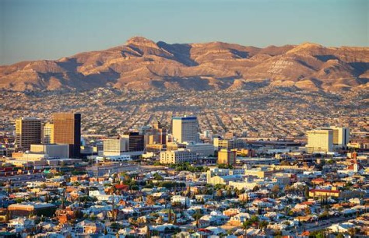 Is el paso a city?