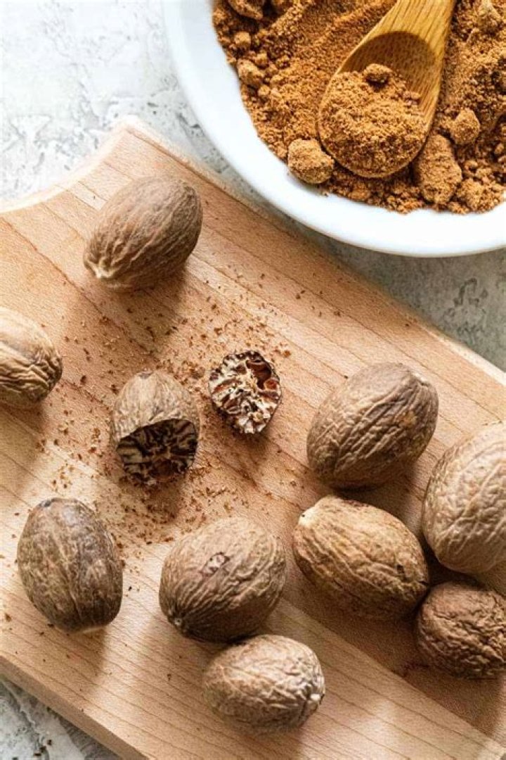 Is nutmeg good for skin?
