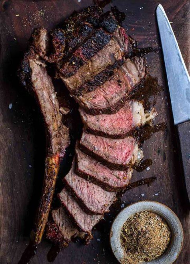 Is tomahawk steak good?