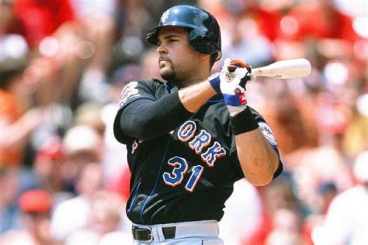 Was mike piazza good?