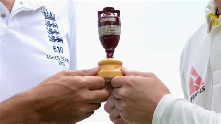 What does the ashes urn say?