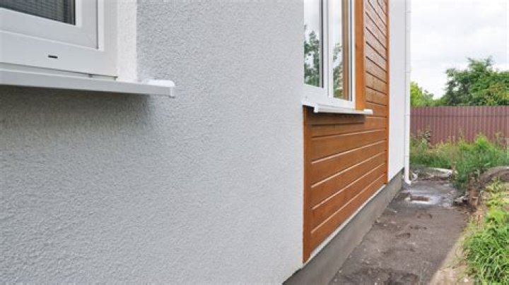 What is roughcast cladding nz?