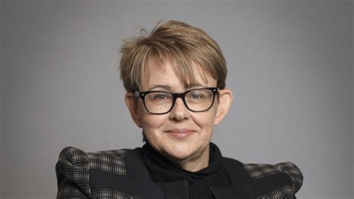 Where does tanni grey thompson live?