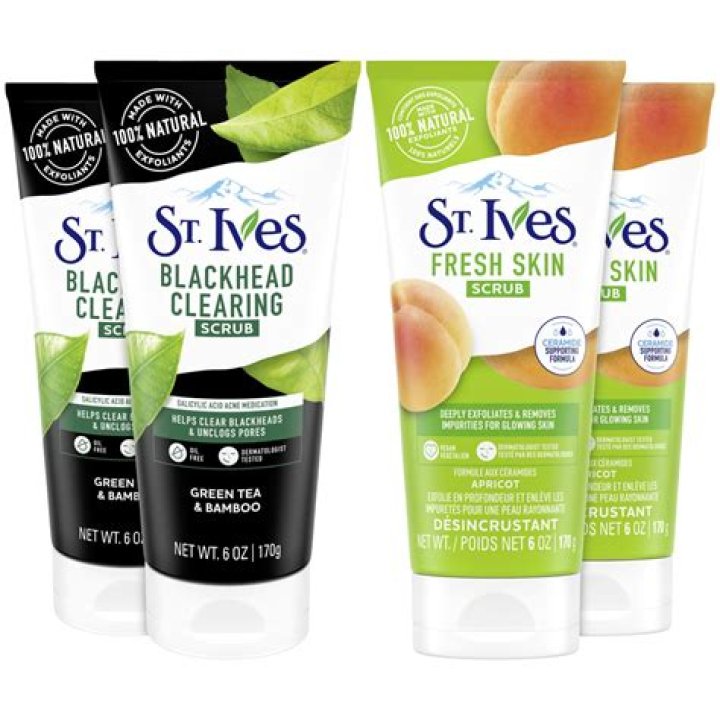 Which scrub is best for blackheads?